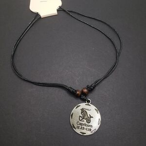 𝅺capricorn Zodiac sign necklace